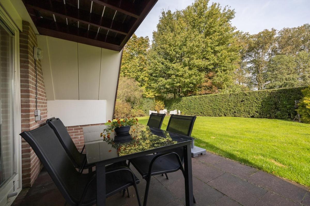 Kleine Zanglijster I Prachtig Huisje Nabij Bosrand Zwiggelte Esterno foto